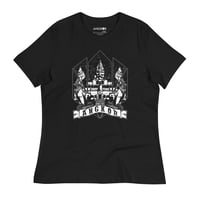 Lion Statue Women's Relaxed Tee - Black 