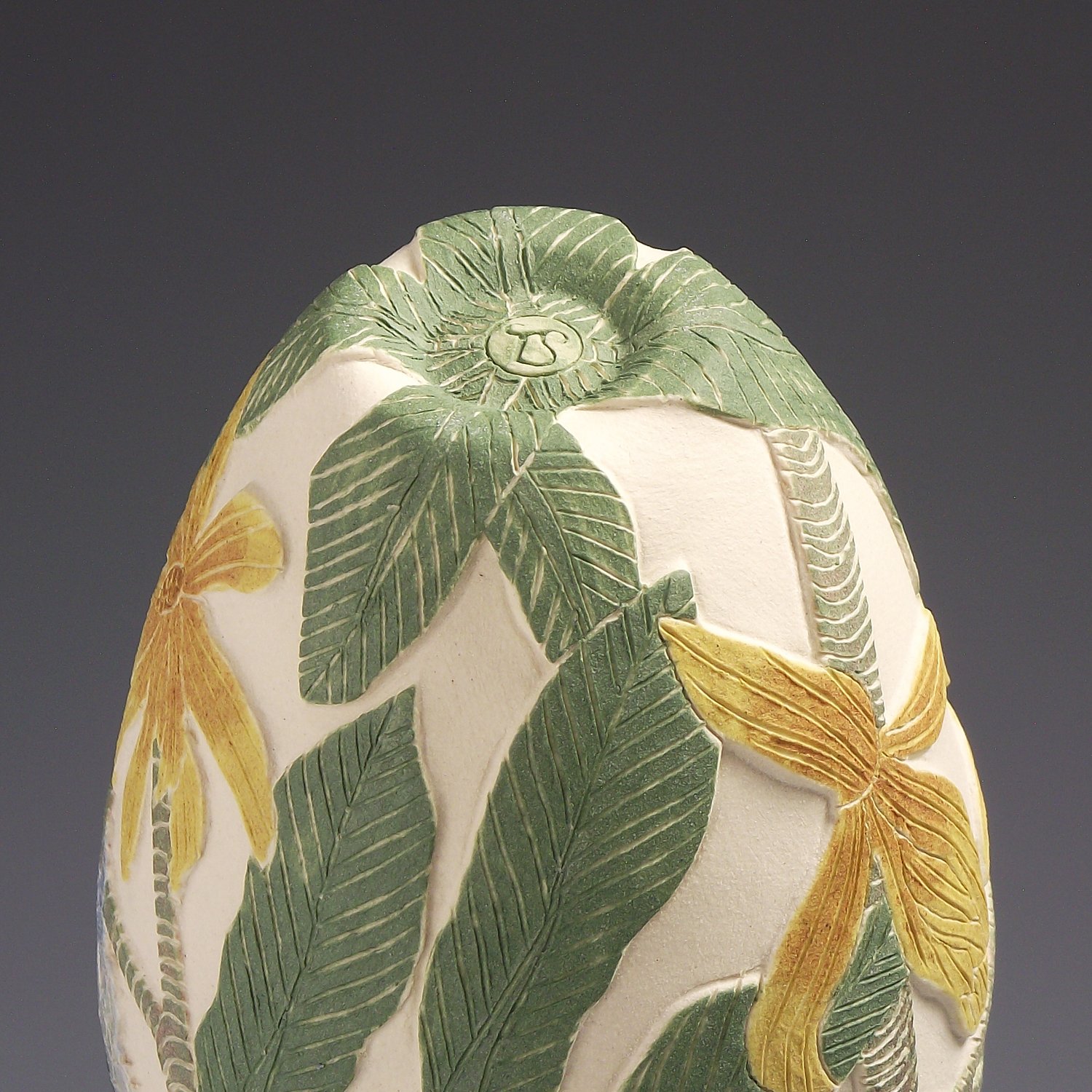 Image of Blue Rumped Parrots & magnolia