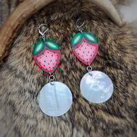 Parfleche Strawberries 