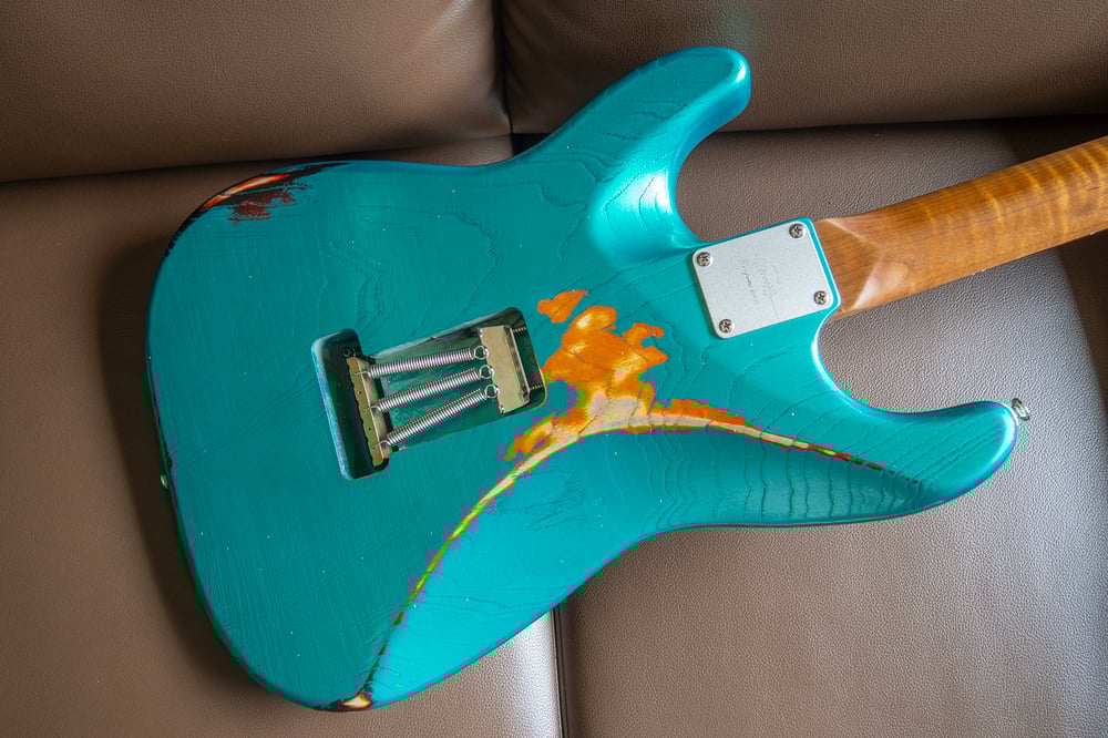 60s' ST Relic Ocean Turquiose over 3-tone Sunburst