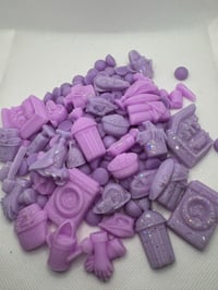 Image 2 of Clean shaped scoopies