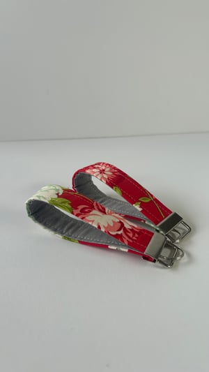 Image of Bonnie and Camille Scrumptious red floral fabric key fob