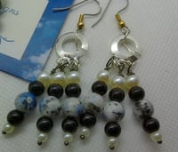 Image 2 of Grey Shell Necklace Set