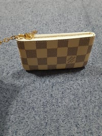 Image 4 of LV Coin Pouch 