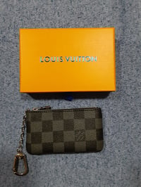 Image 5 of LV Pouch Black 2023