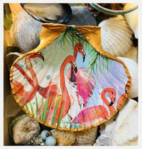 Image 1 of Shell trinket dish colour flamingo design