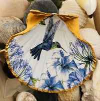 Image 1 of Shell trinket dish hummingbird & flowers desgn