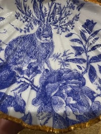 Image 2 of Shell trinket dish blue and white rabbit design 