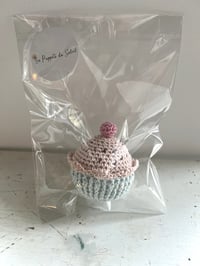 Image 2 of Crochet Cupcakes