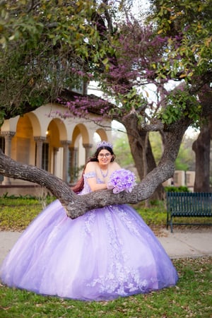 Image of Quinceañera Portrait Session  (Special Pricing) 