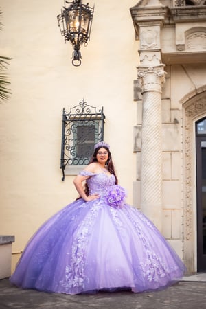 Image of Quinceañera Portrait Session  (Special Pricing) 