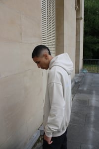 Image 4 of QUATRE-VINGT. HOODY SAND COLOR