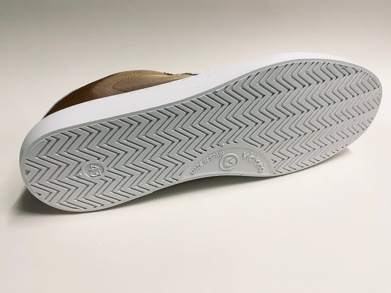 Victoria 70’s heritage trainer sneaker made in Spain Image 8