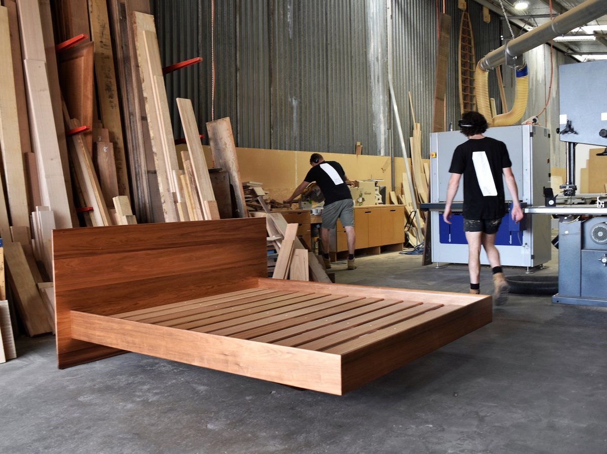FLOATING BED WITH HEADBOARD
