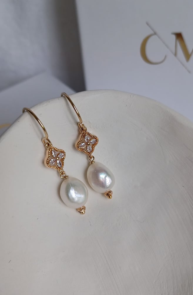 Les fleuries CEREMONY Image of Les fleuries CEREMONY