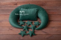 Image 9 of Velvet moon pillow and 7 little stars 