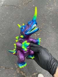 Image 3 of Purple Chrome Barugon