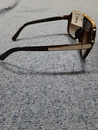 Image 3 of LV Sunglass Black