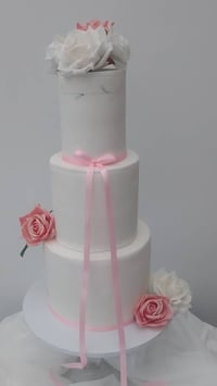 Image 3 of Pink flower bridal cake