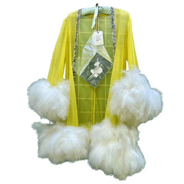 Image of MARABOU BURLESQUE ROBE