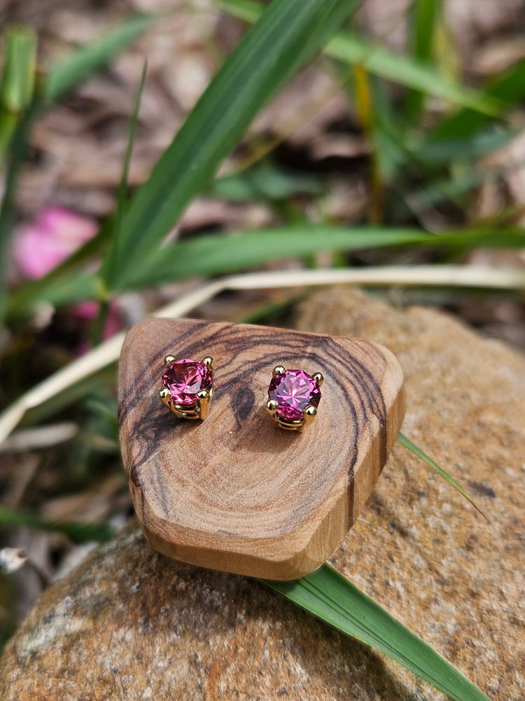 Image of Rhodolite Garnet Earrings 