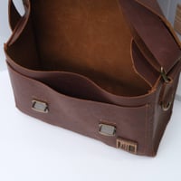 Image 4 of Chunky Medium Scout in vintage brown