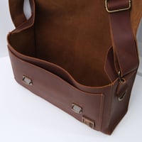 Image 4 of Chunky Large Scout in vintage brown