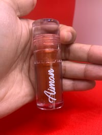 Color changing lip oil 