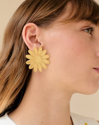 Image 2 of Pendientes Margaritas XL