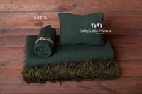 Image 2 of Newborn set green fur