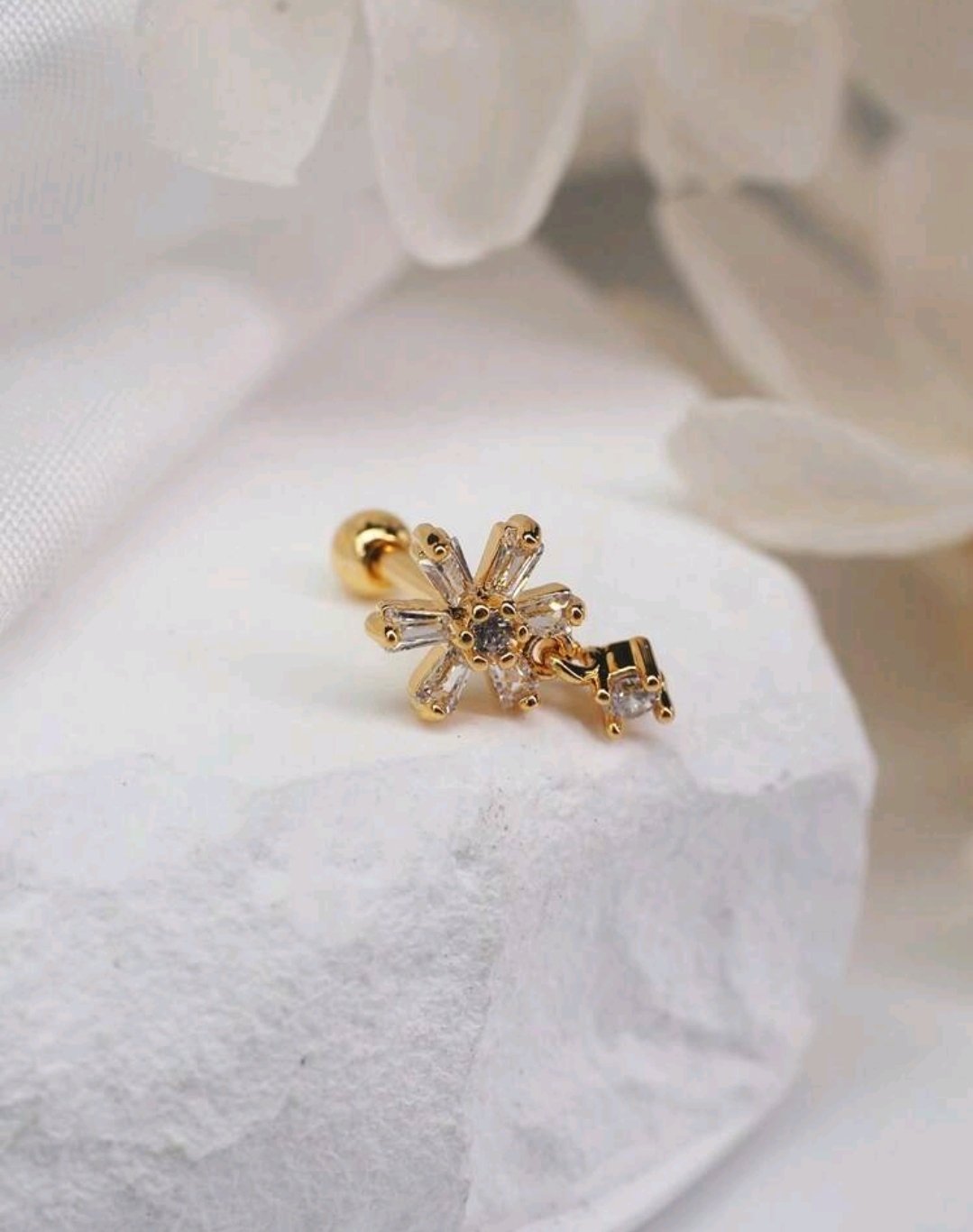 Image of Single Stud Earring