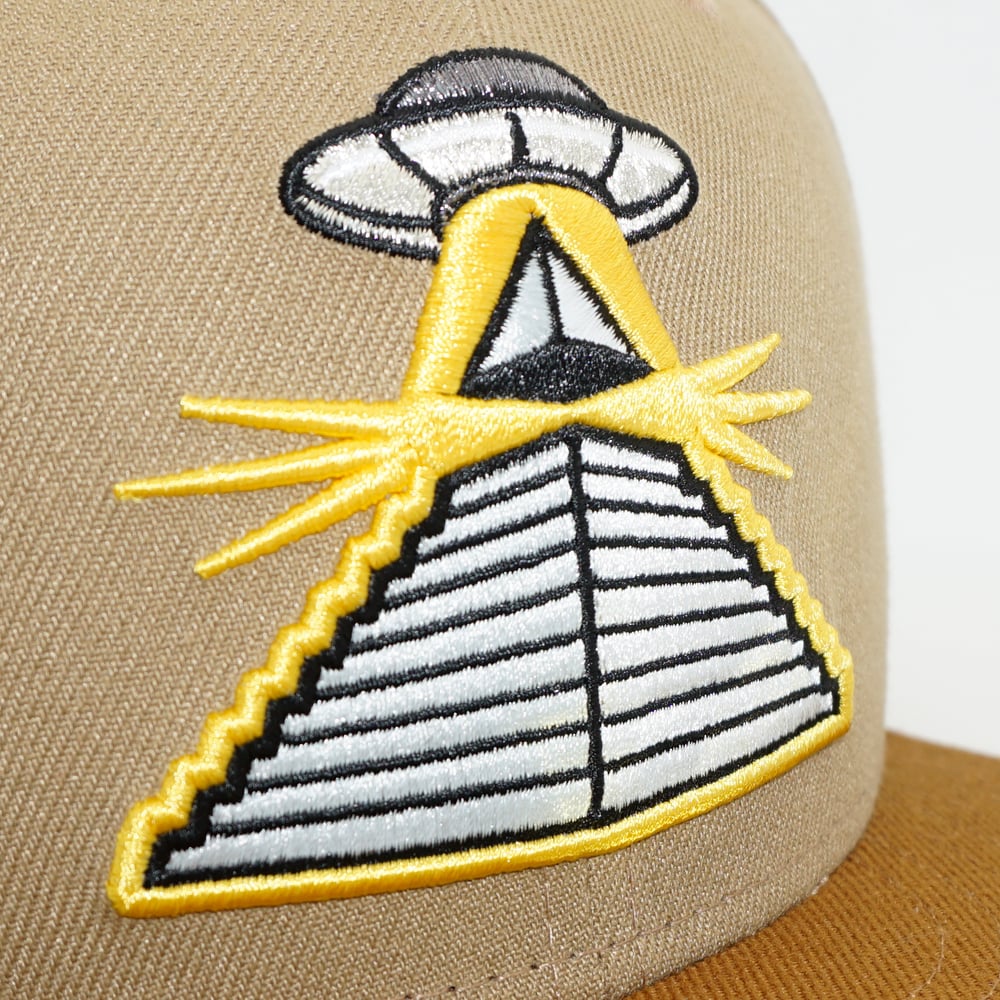 Pyramidion 59Fifty