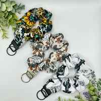 Image 1 of Scrunchie Keychain | 1