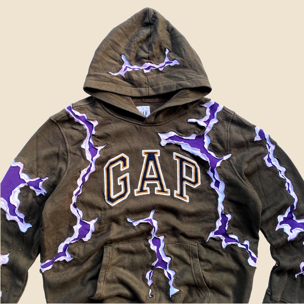 REWORKED GAP CRACKY HOODIE SIZE L