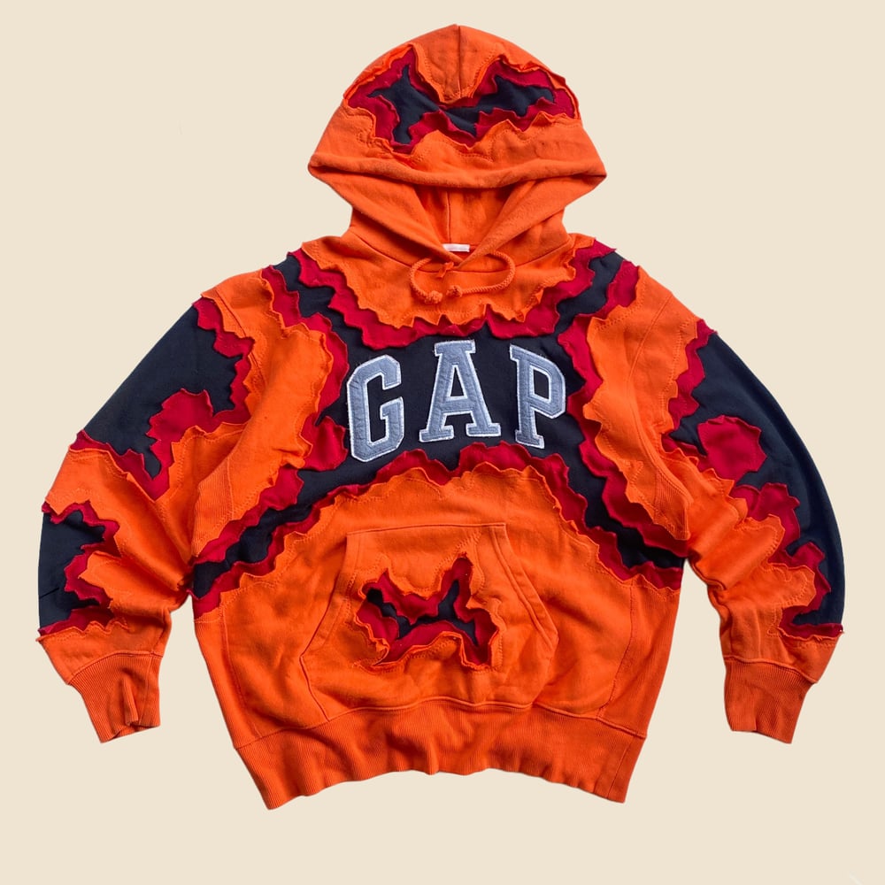 REWORKED GAP CRACKED ORANGE HOODIE SIZE L