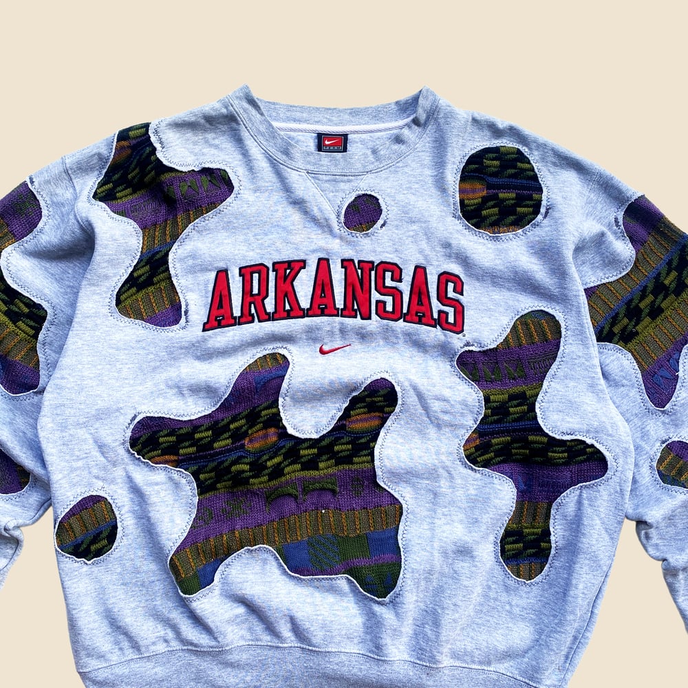 REWORKED NIKE ARKANSAS KNIT CRACKED SWEATSHIRT SIZE XL BOXY