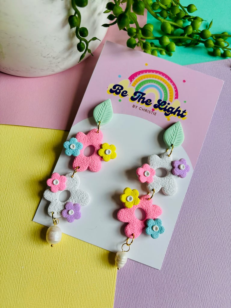 FLOWERS AND PEARLDROP 1