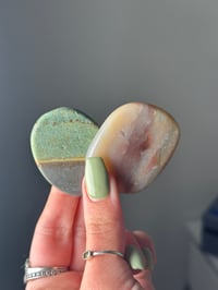 SEA JASPER FLAT STONES