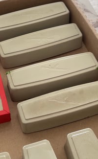 CONCRETE BUTTER LEDGE