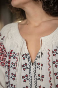 Image 2 of Blusa Freak 3