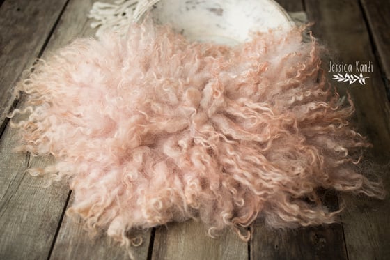 Image of Pinky Peach hand felted fur