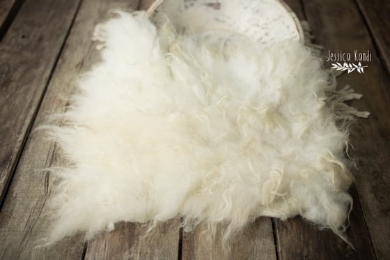 Image of Wispy Cream hand felted fur