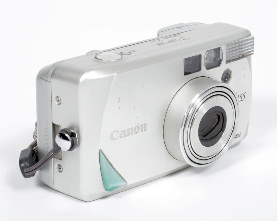 Image of Canon Sure Shot Z155 35 camera with 37-155 zoom lens