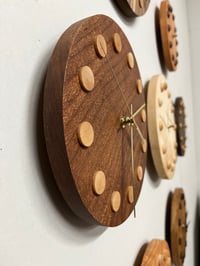 Image 2 of Clock