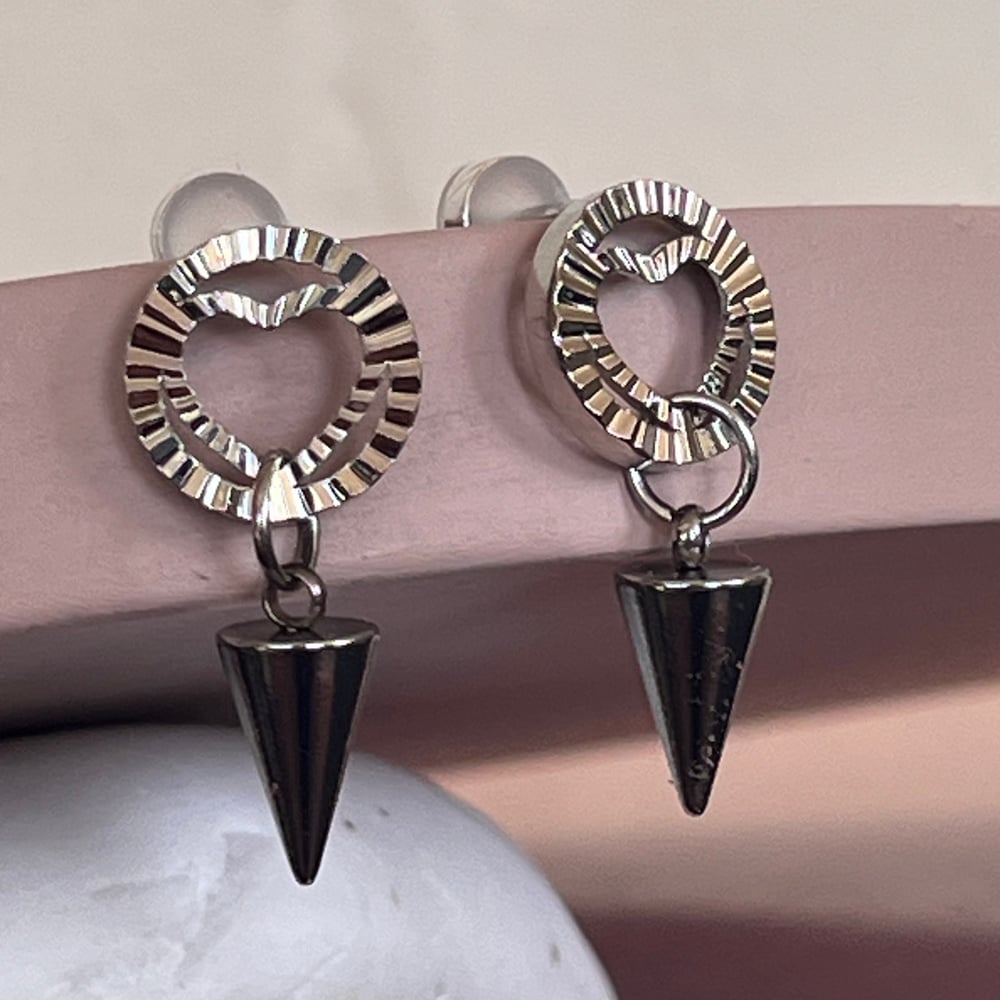 Image of Ridged Heart and Spike Circle Studs - Silver