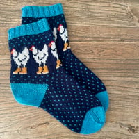 Image 3 of Patron chaussettes Rainy Chicken