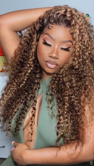 Image of Highlight 360 Water Wave Invisible Strap Wig in 26”