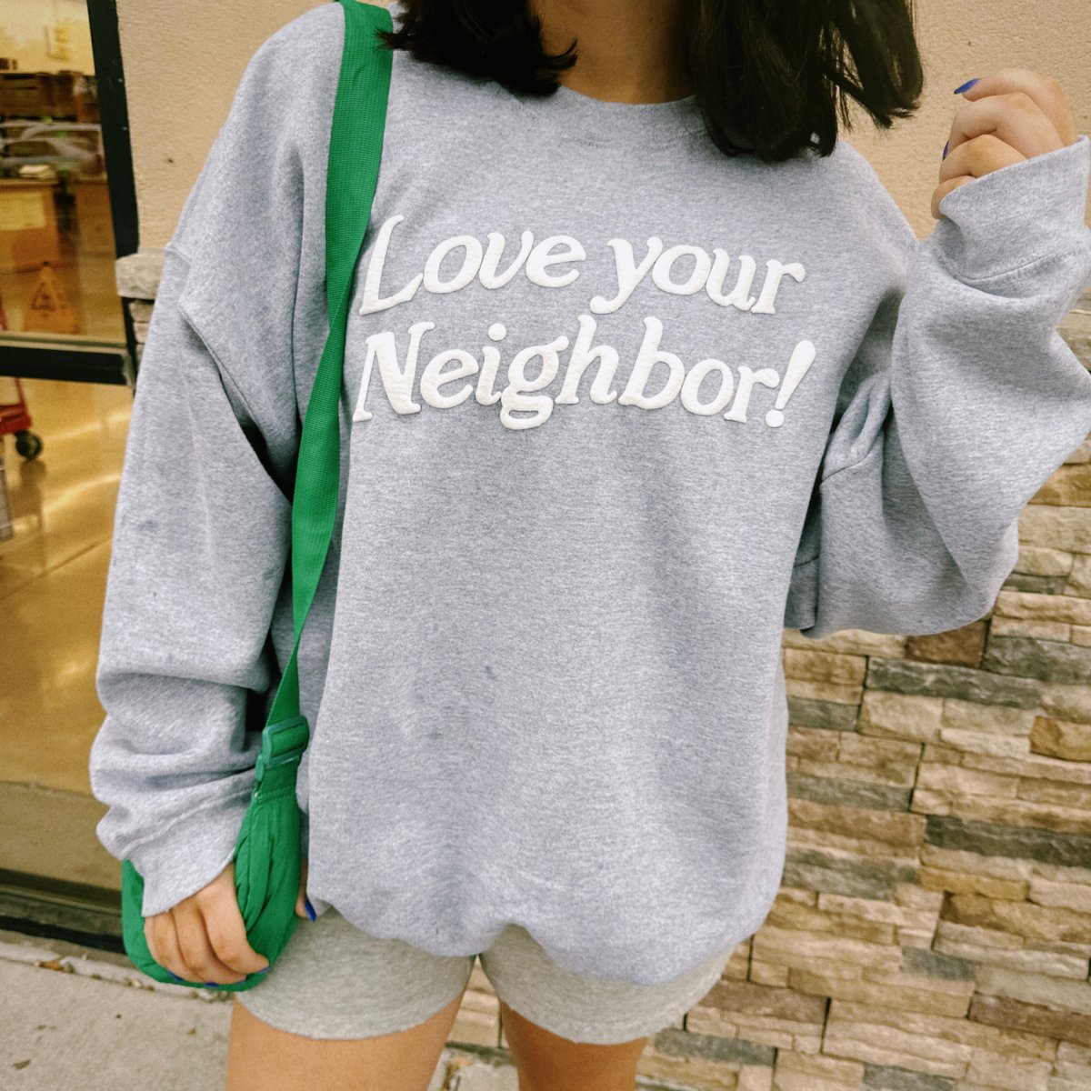 Image of grey + white crew