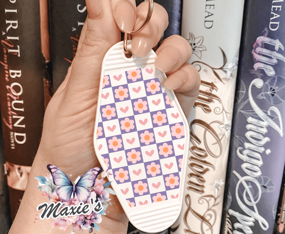 Image of Flower & Heart Checkered theme UVDTF Motel Keychain Decal 