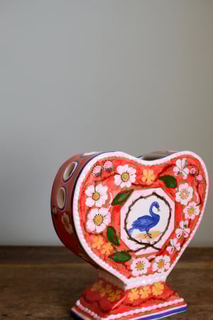 Image of Swan & Bramble - Large Romantic Vase